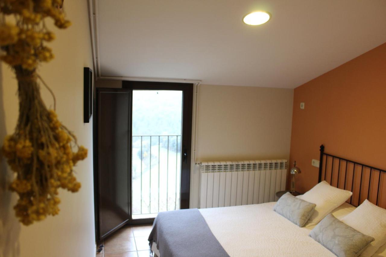 Castell De Ceuro. Hotel Rural Ogern Dış mekan fotoğraf